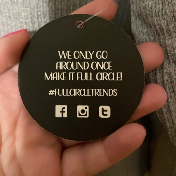 Fact workout long sleeve top. A2 - Picture 4 of 7